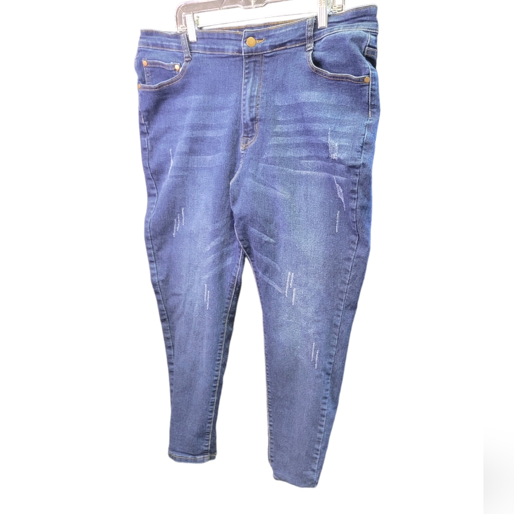 Fashion Nova Distressed Denim Jeans sz 2XL‎